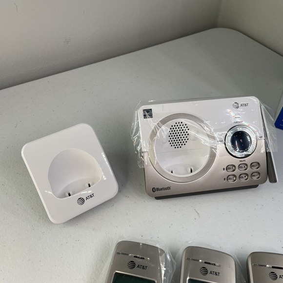 INCOMPLETE New AT&T DL72319 3-Handset Cordless Phones Answering System Bluetooth - Picture 4 of 6